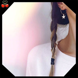 🍒2/$25 HOOP 🌟 Star Earrings
